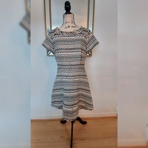 Banana Republic Tribal Tweed dress w/ flounce Hem. Size 12